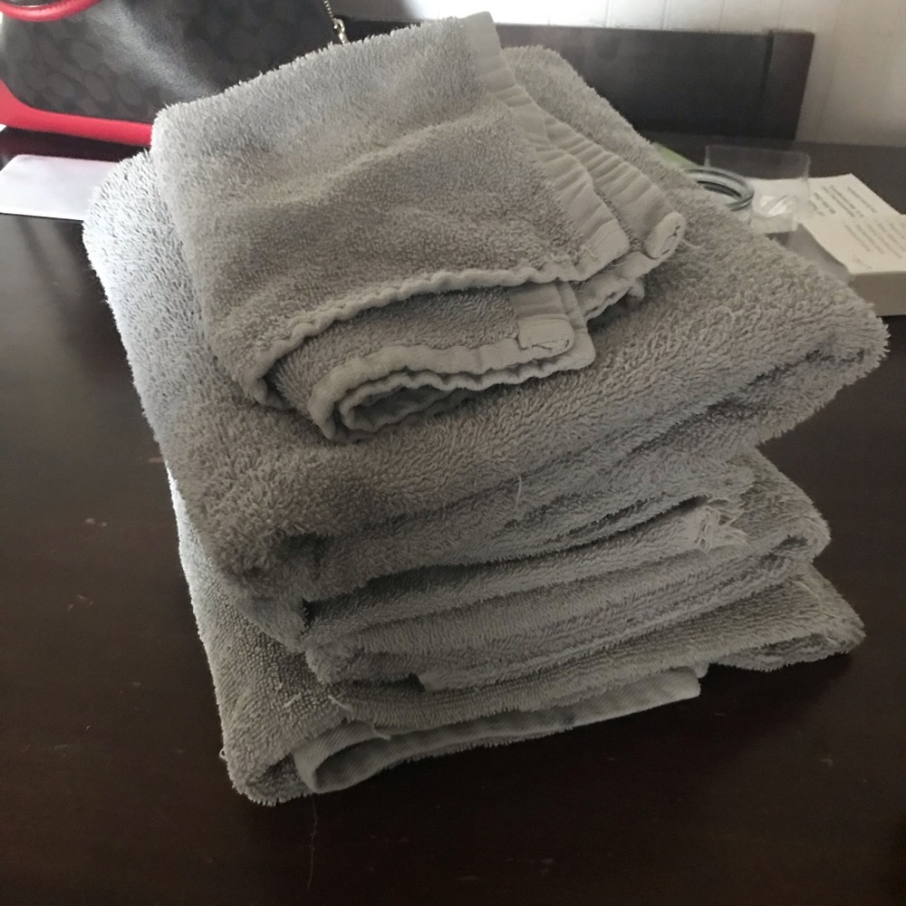 Two different sets of bath towels